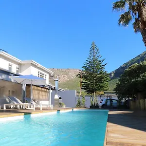 mui-guestique.hotels-capetown.com/